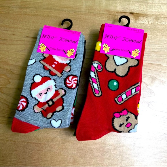 Betsey Johnson Accessories - Betsey Johnson Christmas crew socks size 5-10 lot